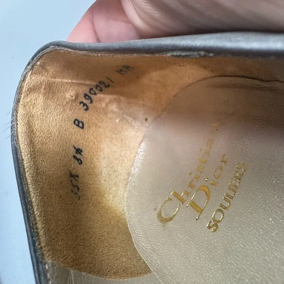 Christian Dior Gray  Flower‎ Vintage Souliers Spike Heels Sz 8 1/2 B - Picture 4 of 11